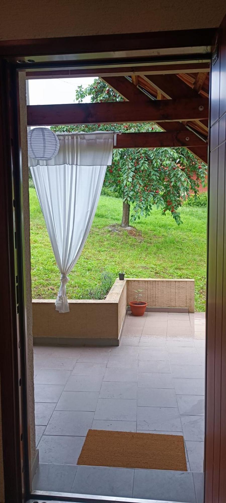 Apartman Nad Vinnym Sklepom Pouzdrany Екстер'єр фото